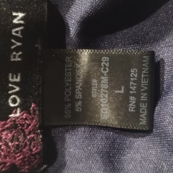 Dress - Picture 5 of 5